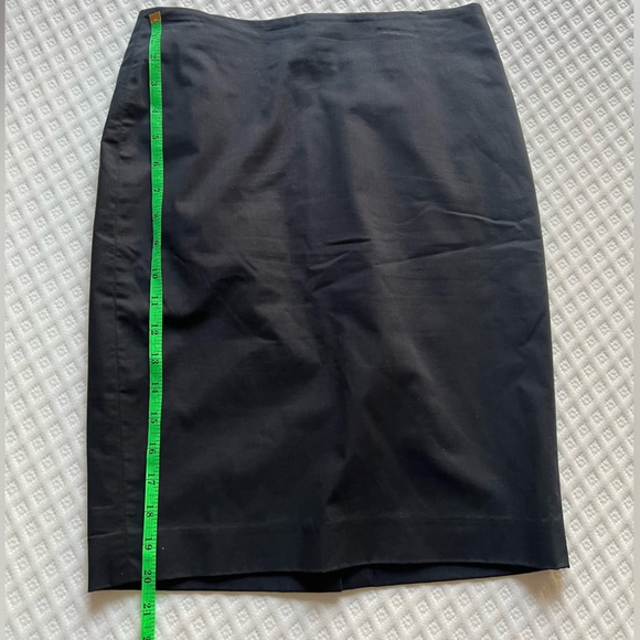 2 Skirt Bundle: BR & A Taylor size 0 - Picture 11 of 11